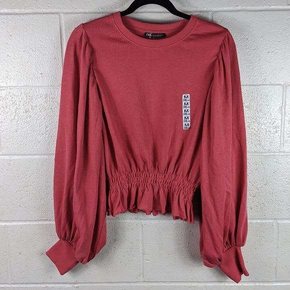 Zara Sweaters - NWT ZARA Balloon Sleeve Cropped Sweater